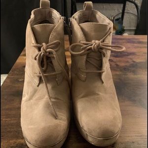 Size 7.5 Women’s Wedge Booties